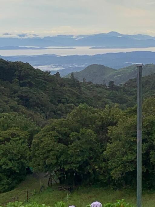 Dadirri House Minicasa Santa Elena Monteverde ภายนอก รูปภาพ