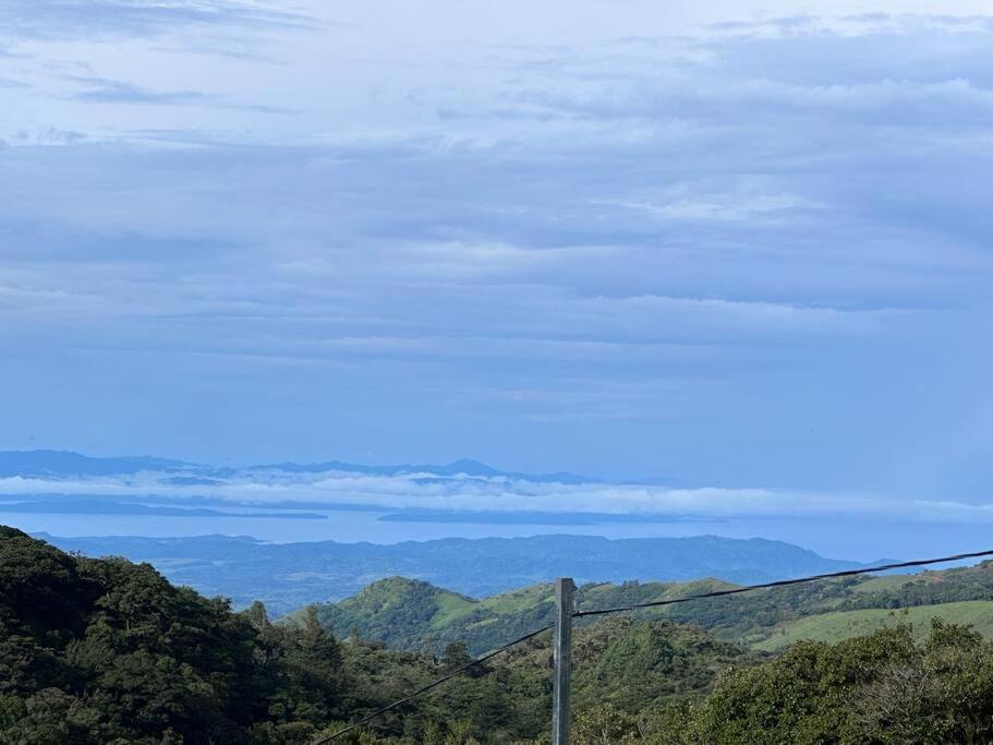 Dadirri House Minicasa Santa Elena Monteverde ภายนอก รูปภาพ