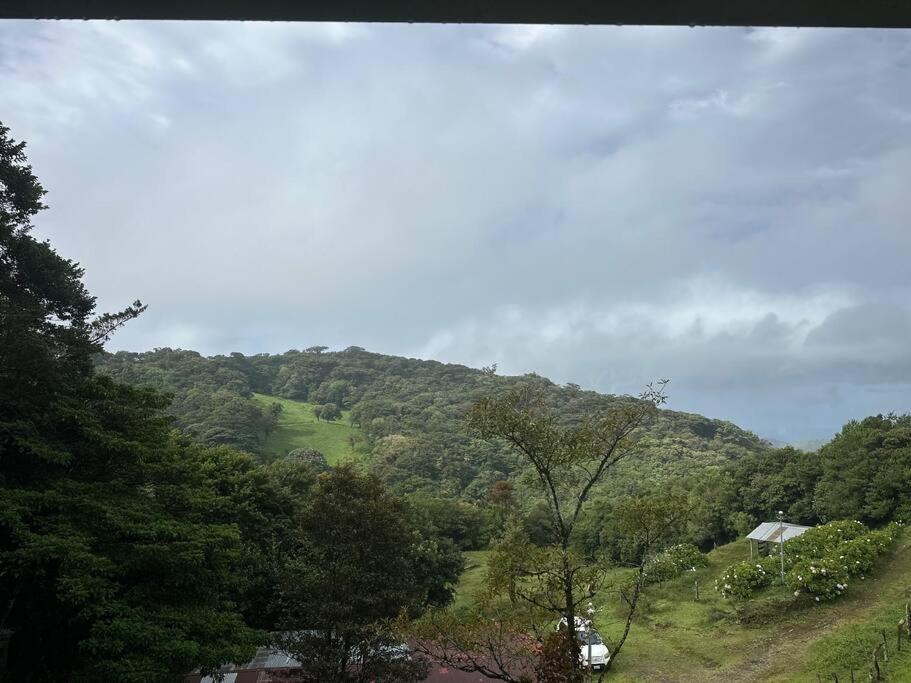 Dadirri House Minicasa Santa Elena Monteverde ภายนอก รูปภาพ