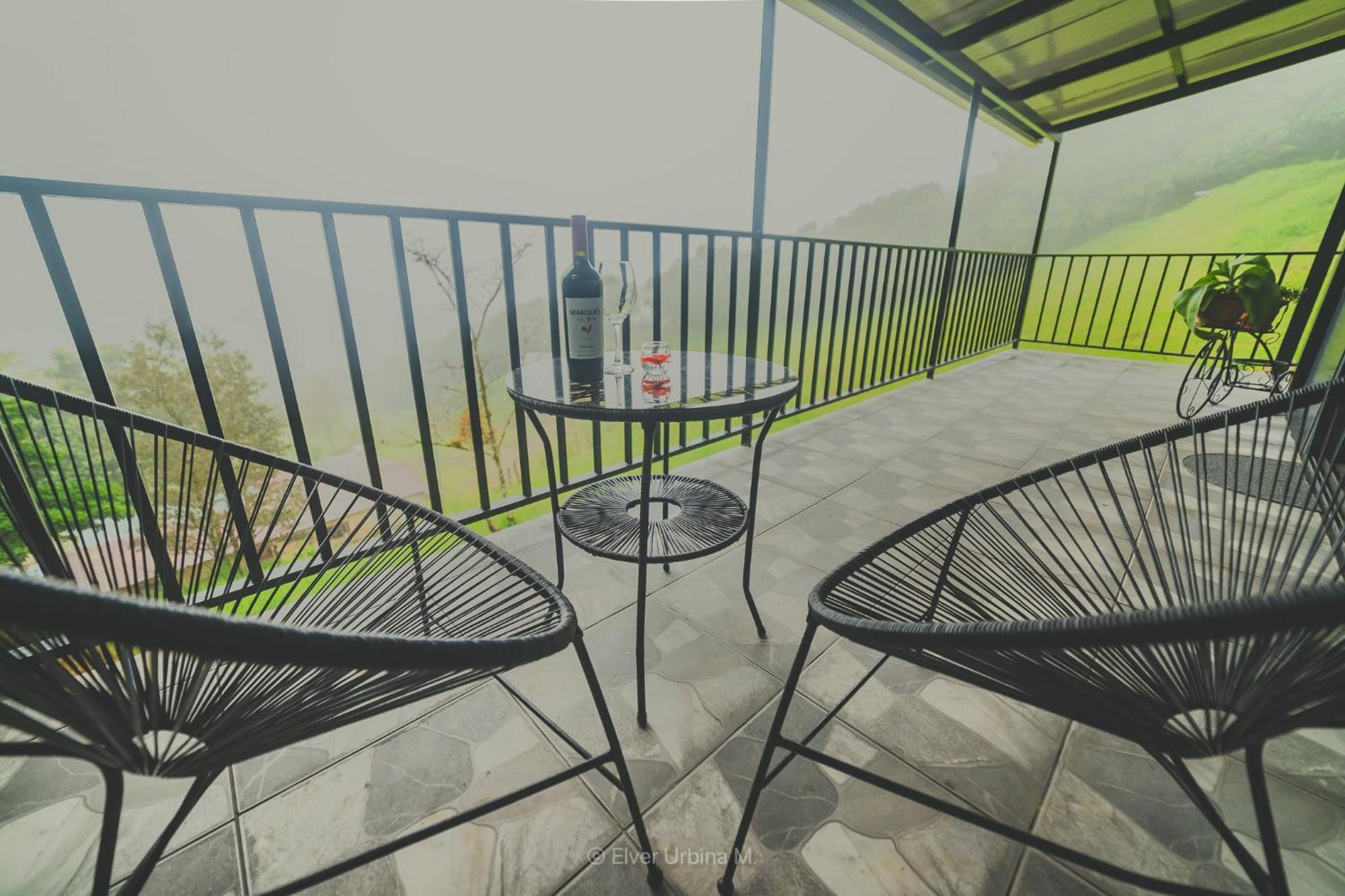 Dadirri House Minicasa Santa Elena Monteverde ภายนอก รูปภาพ