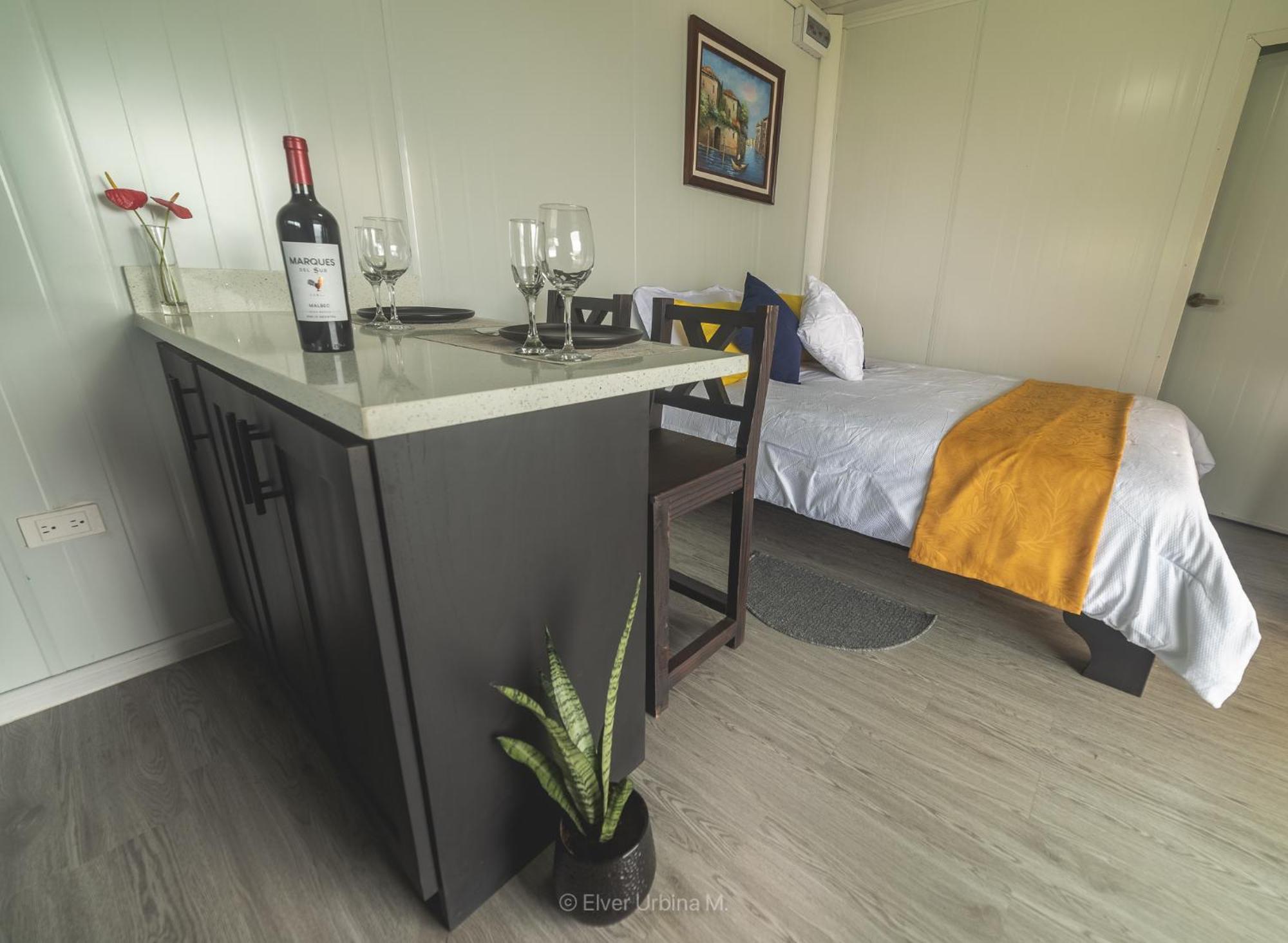 Dadirri House Minicasa Santa Elena Monteverde ภายนอก รูปภาพ