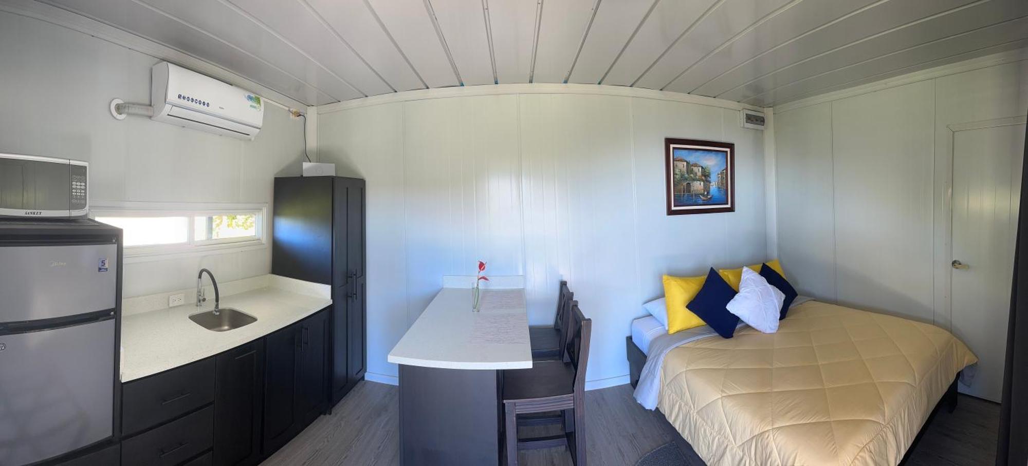Dadirri House Minicasa Santa Elena Monteverde ภายนอก รูปภาพ